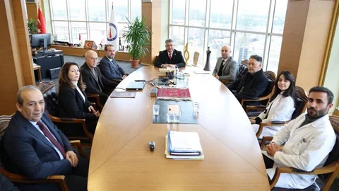 Kütahya'da Üniversiteye Ödül Verildi