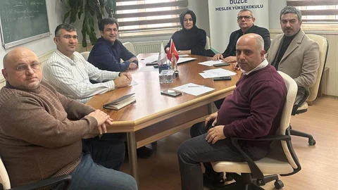 Sektör Temsilcileri Düzce'de Öğrencilerle Buluşacak