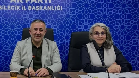 Bilecik'te AK Parti Toplantısı Yapıldı