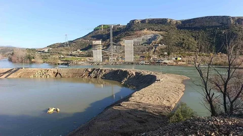 Manavgat Irmağı Taştı, Şantiyeler Sular Altında Kaldı