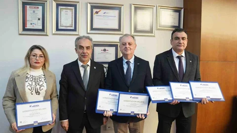 EÜ'de 6 Yeni Program Akredite Edildi