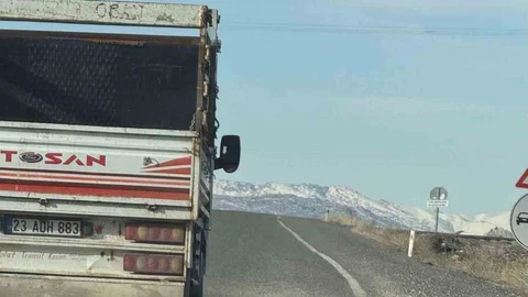 Diyarbakır'da Çukur Yol Sorunu