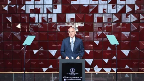 Kültürel Mirasın Geri Getirilmesi İstanbul'da Konuşuldu