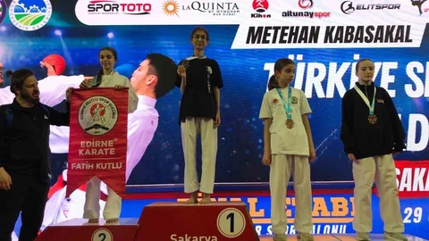 Bingöl'den Sporcular 8 Madalya Kazandı