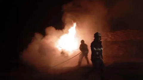 Mardin'de Park Halindeki Araç Yandı