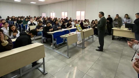 Doktor Olmadan Hayata Veda Etti