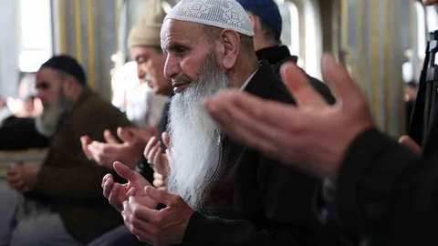 Elazığ'da Depremde Hayatını Kaybedenler Anıldı