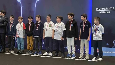 Muğla'da Satranç Takımı Şampiyon Oldu