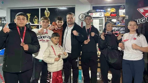 Salihlili Kick Boksçulardan Büyük Başarı