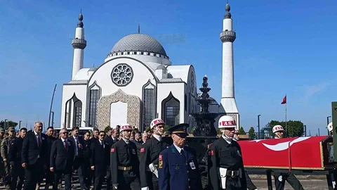 Şehit Astsubay İskenderun'da Uğurlandı