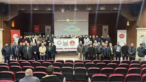 Mardin'de Umre Semineri Düzenlendi