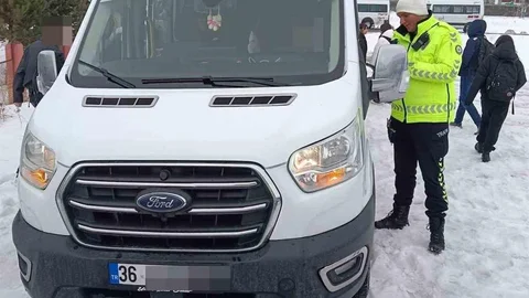 Kars'ta Okul Servislerine Denetim Yapıldı