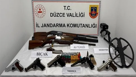 Düzce'de Ruhsatsız Silah Ele Geçirildi