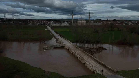 Tunca Nehri'nde Su Baskınları Riski Artıyor
