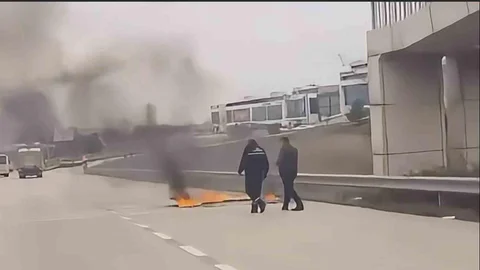 Bursa'da Kamyonet Yangını