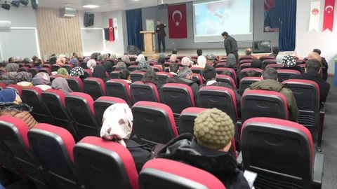 Erzincan'da Velilere Mesleki Eğitim Tanıtımı