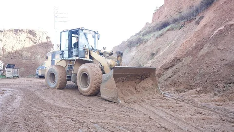 Turgutlu'da Toprak Kayması Meydana Geldi