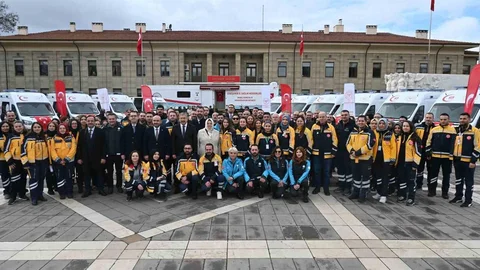 Eskişehir’e 10 Yeni Ambulans Geldi