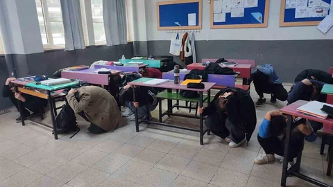 Antalya'da Deprem ve Yangın Tatbikatı Gerçekleşti