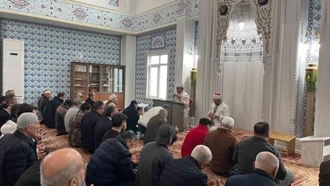 Alanya'da Deprem Anma Töreni