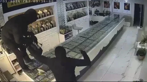 Batman'da Milyonluk Soygun Anbean Kaydedildi