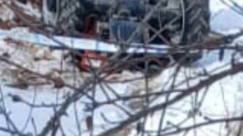 Artvin'de Traktör Devrildi, Muhtar Hayatını Kaybetti