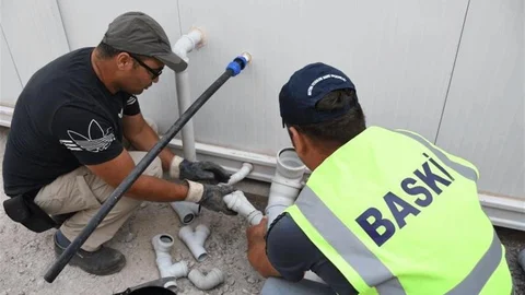 Balıkesir'de Depremzedelere Su Desteği