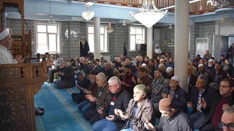 Asrın Felaketinin 3. Yıl Dönümünde Salihli'de Anma Töreni