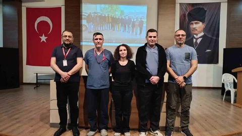 Turgutlu Sağlık Çalışanlarından Anma Programı