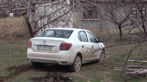 Konya'da Şüpheliler Araçtan Kaçtı