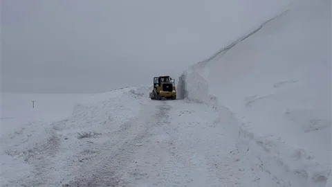 Erzurum Tekman'da Kar Kalınlığı 5 Metreyi Aştı