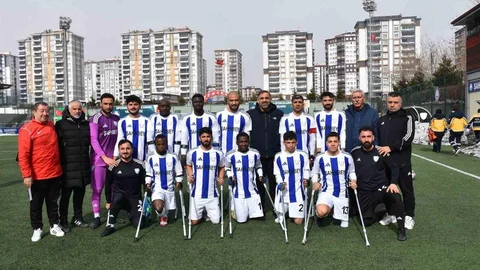 Engelleri Ampute Futbolla Aşıyorlar