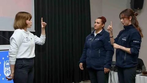 Bursa'da İşaret Dili Eğitimi Düzenlendi