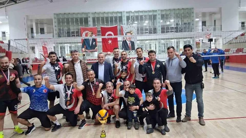 Bilecik'te Voleybol Turnuvası Finali Yapıldı