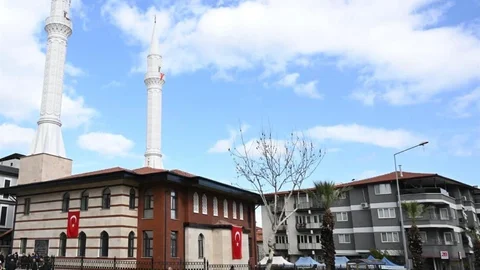 Abdülkadir Geylani Camisi Açıldı
