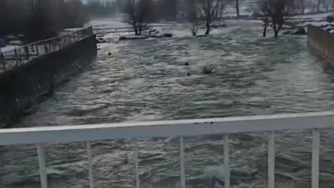 Elazığ'da Derelerde Su Seviyesi Yükseldi