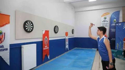 Öğrenciler Dart Turnuvasında Yarıştı
