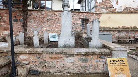 Bursa'da Tarihi Camii Restorasyonu