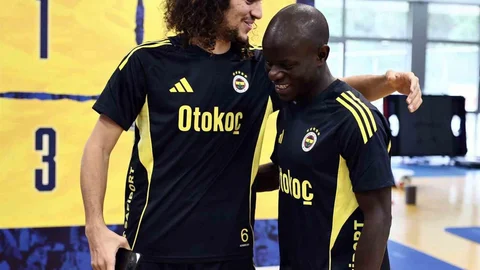 Fenerbahçe 5 Futbolcu Transfer Etti