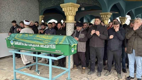 Emekli Polisin Vurduğu MHP Başkanı Uğurlandı