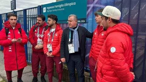 Gençlik ve Spor Bakanı Bak İtalya'da