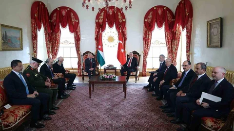 Cumhurbaşkanı Erdoğan Ürdün Kralı ile Görüştü