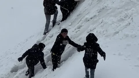 Yüksekova'da Kar Eğlencesi