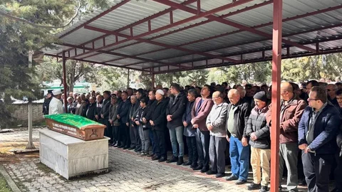 Denizli'de İş Kazası Sonrası Cenaze Töreni