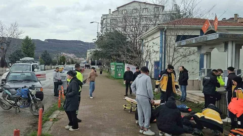 Kastamonu'da Motosiklet ve Otomobil Çarpıştı
