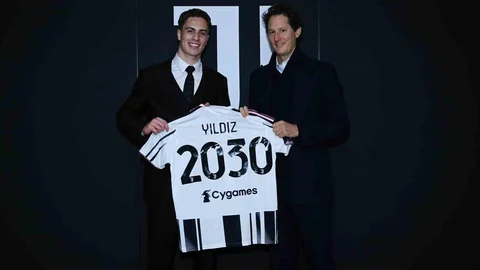 Kenan Yıldız Juventus ile Sözleşme Uzattı