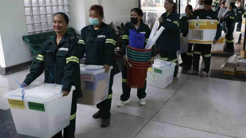 Tayland'da Seçim Zamanı Geldi