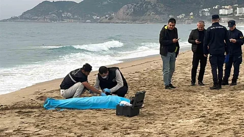 Alanya'da Bulunan Kadın Cesedi İhbarı