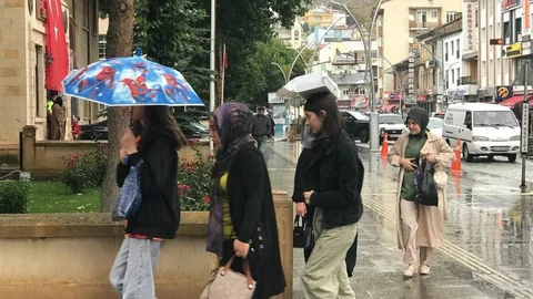 Bayburt'ta Karla Karışık Yağış Bekleniyor