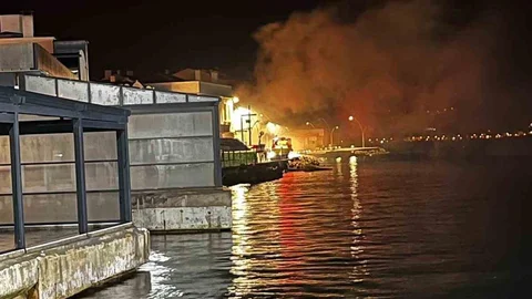 Gelibolu'da Çıkan Yangın Paniğe Neden Oldu